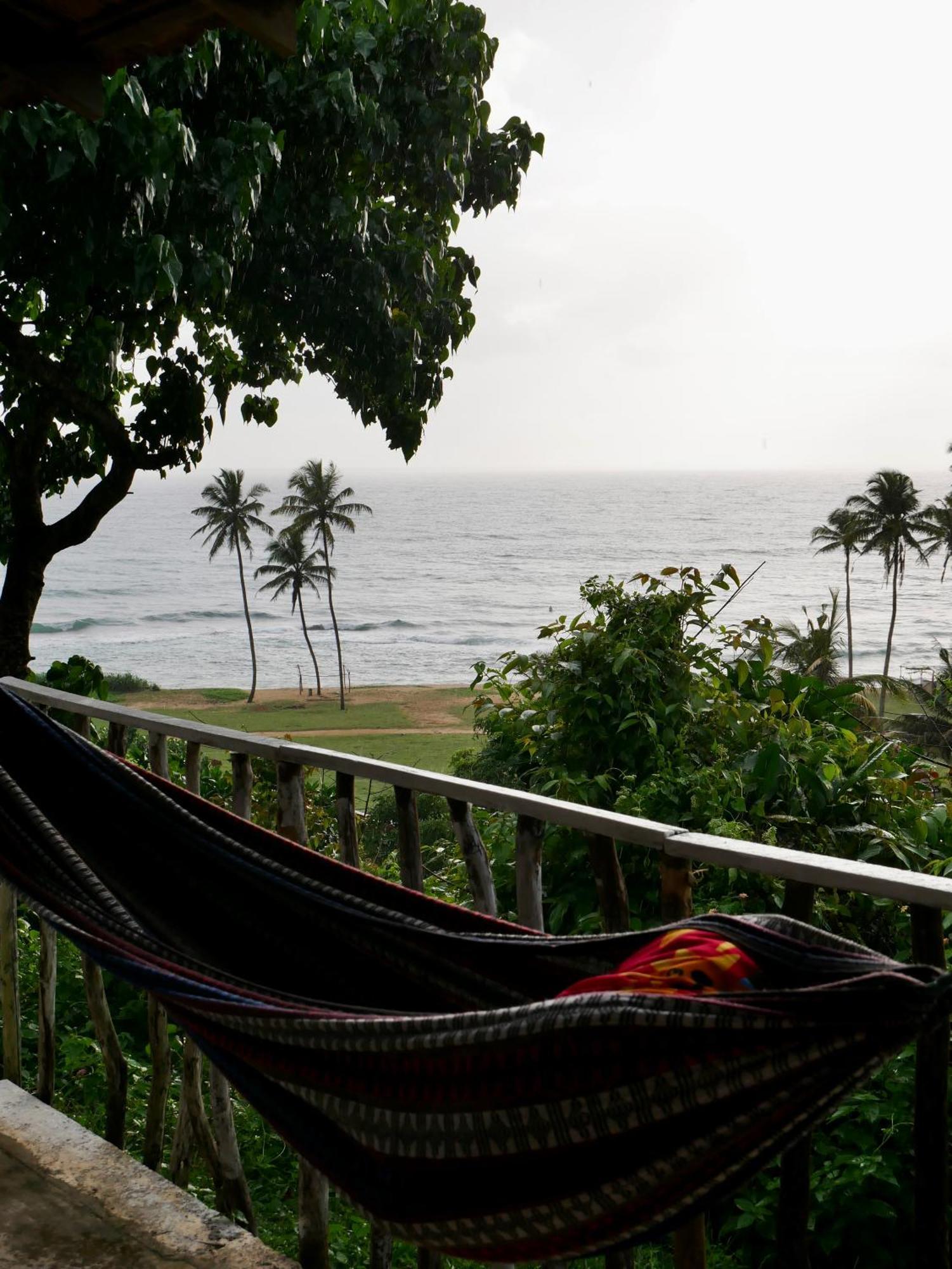 Sky Mountain Cafe With Seaview Bed & Breakfast Weligama Exterior foto